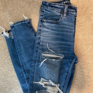 American eagle ripped skinny jeans
